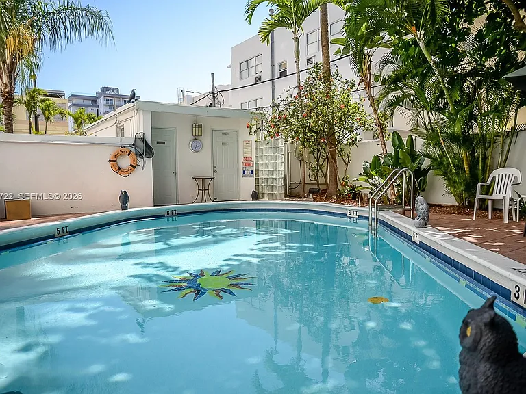 1390 Ocean Dr #201 — Photo 4
