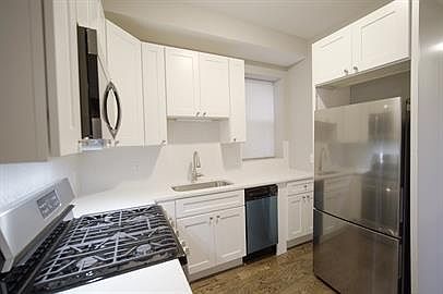 1st image of 2253 S Whipple St #1