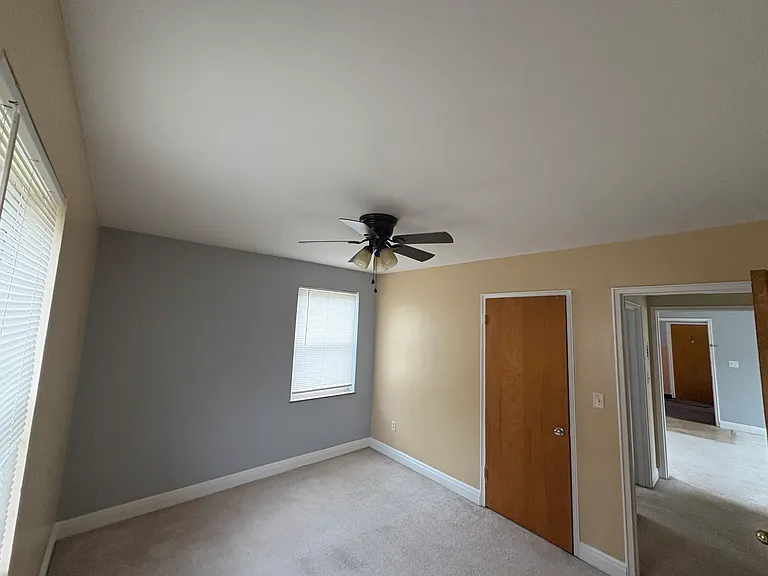 2213 Washington St E #D — Photo 8