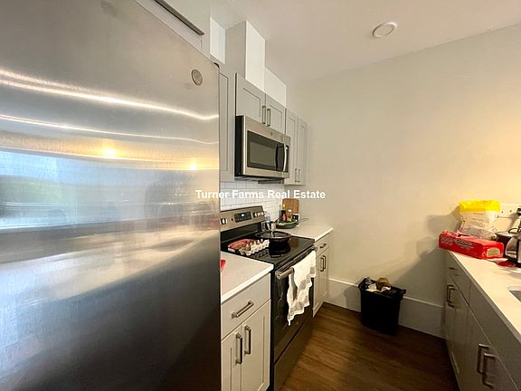 2nd image of 139 Marcella St Unit 1A