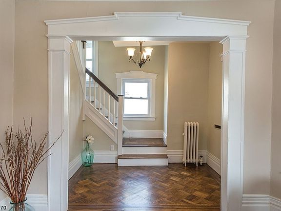 4th image of 44 Morse Ave