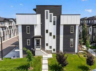 474 W Seton Cir SE #709, Calgary, AB T3M 3P6