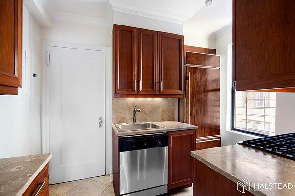 98 Riverside Drive #16E in Upper West Side, Manhattan | StreetEasy