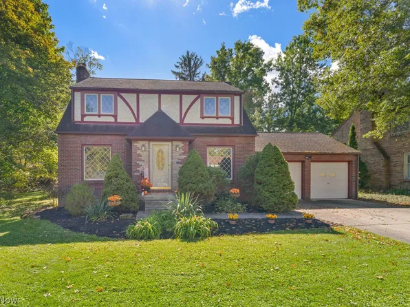 239 N Cadillac Dr, Youngstown, OH 44512