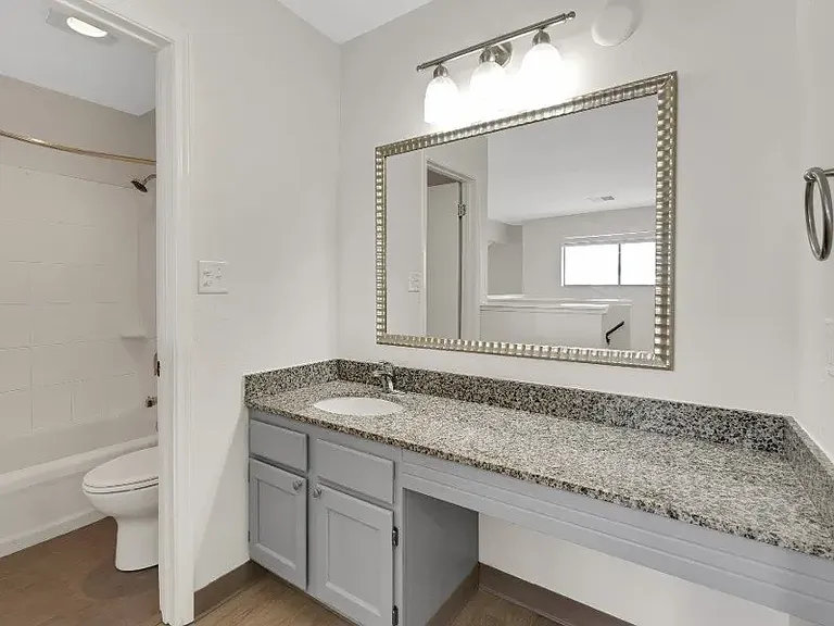 Vivo Living Miamisburg — Photo 24