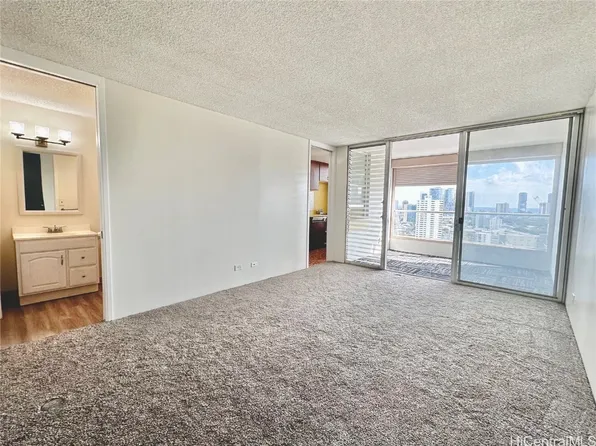 1556 Piikoi St APT 1802, Honolulu, HI 96822