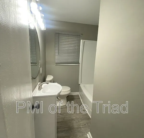 1505 Julian St — Photo 5