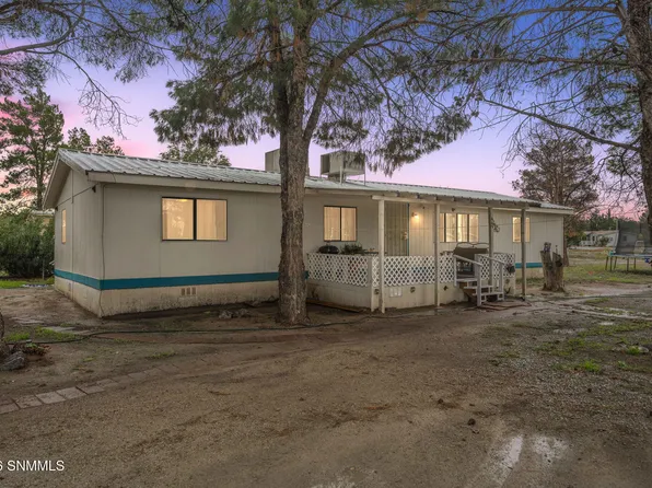 669 Hummingbird Dr, Las Cruces, NM 88007