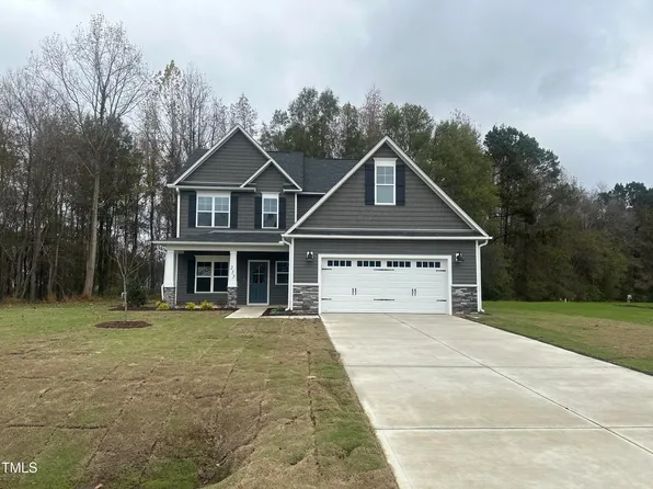 215 Abingdon Farms Dr, Selma, NC 27576