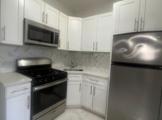 419 Ocean Ave APT 2R, Jersey City, NJ 07305