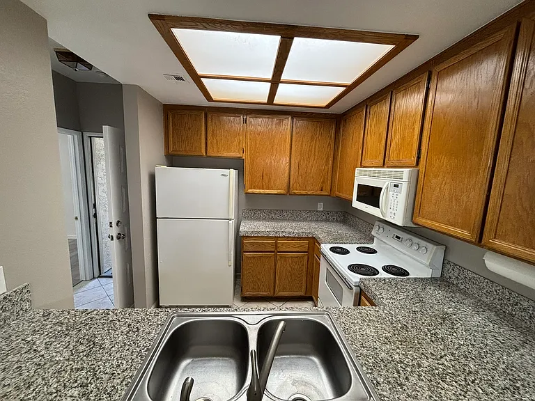 2236 River Run Dr #226 — Photo 6
