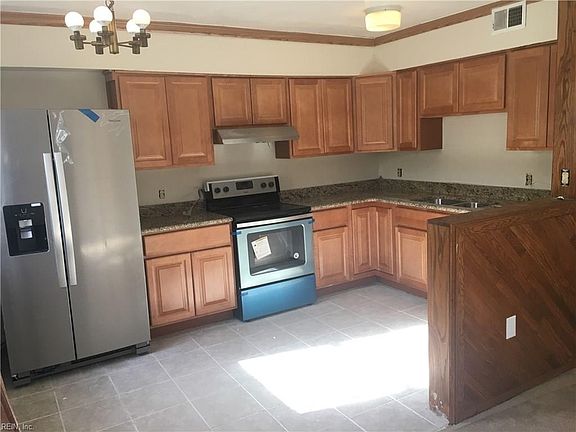 2nd image of 337 W Bute St APT 11