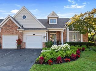 2809 Meadowview Ct, Glenview, IL 60026