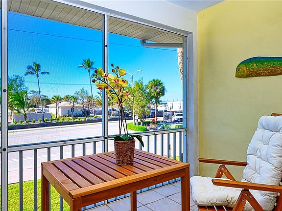 2nd image of 1550 Gulf Shore BLVD N #W4