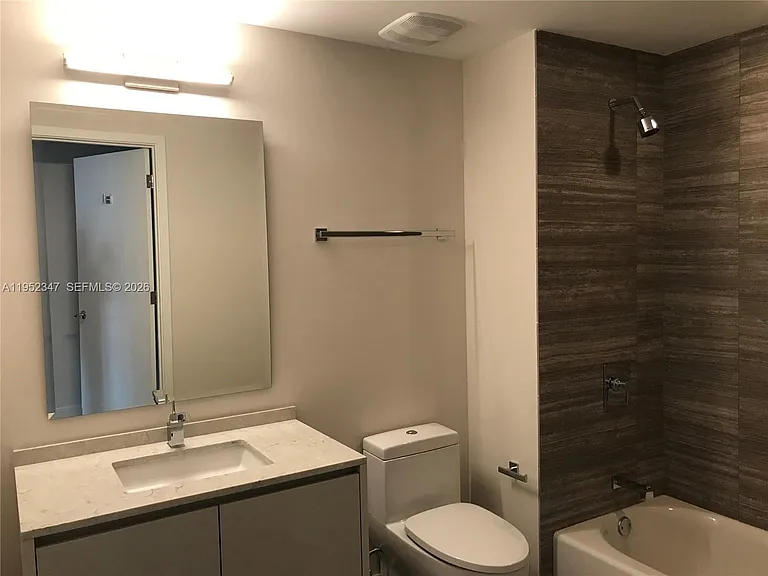 1010 Brickell Ave #2110 — Photo 3