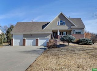 12601 S 71st St, Papillion, NE 68133