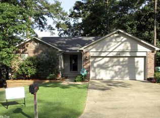 14 Cedar Point Ct, Little Rock, AR 72211