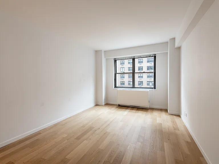 345 E 80th St #6J — Photo 8