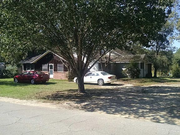 4th image of 3119 Sylvester Dr
