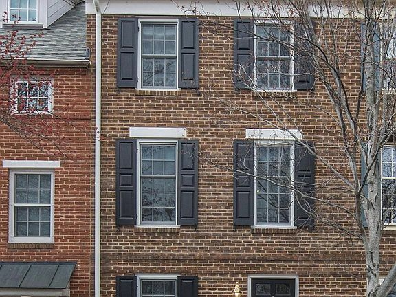 4th image of 505 S Saint Asaph St