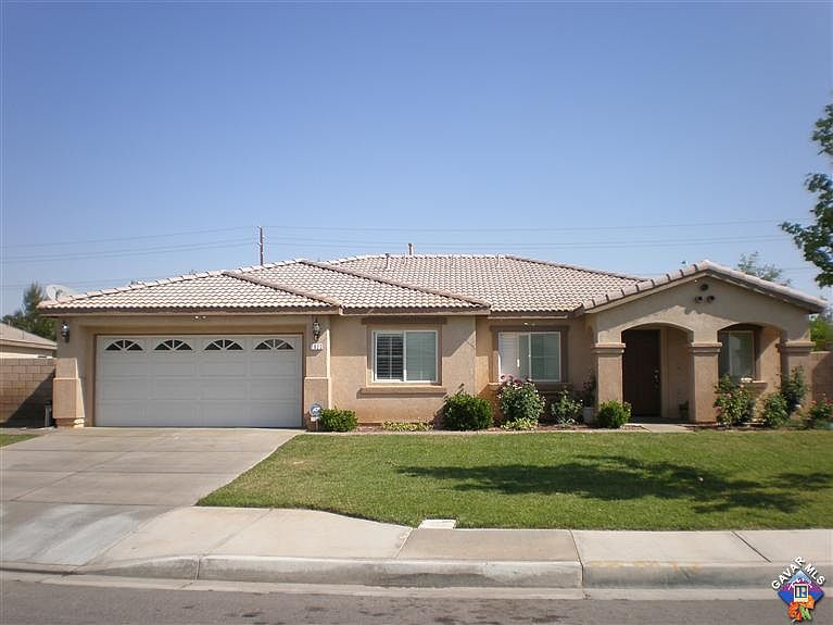 1st image of 1823 Thomas Dr