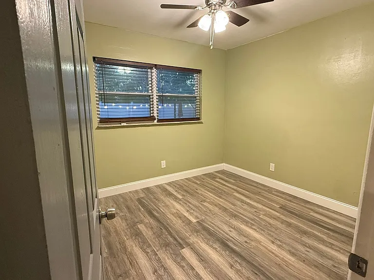 2505 Forest Pkwy S — Photo 12