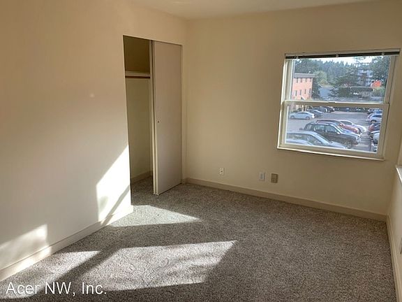 5th image of 11327 1/2 8th Ave NE #W39