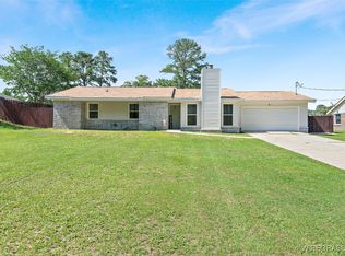 748 Willow Oaks Dr, Ozark, AL 36360