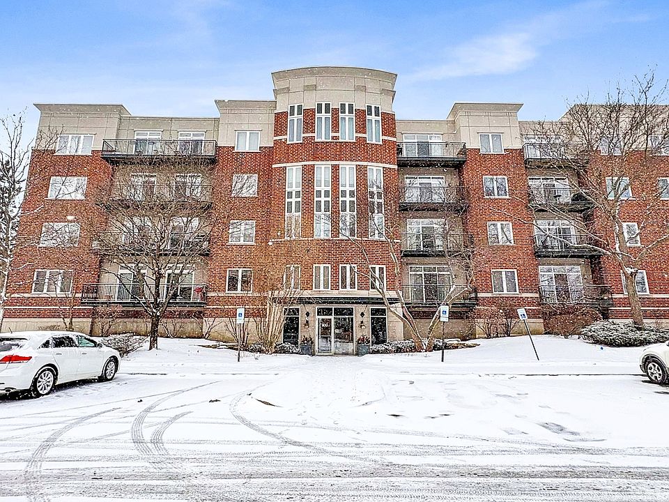 1st image of 800 Weidner Rd APT 208