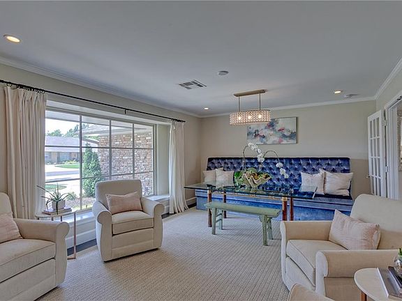 4th image of 3009 Pelham Dr