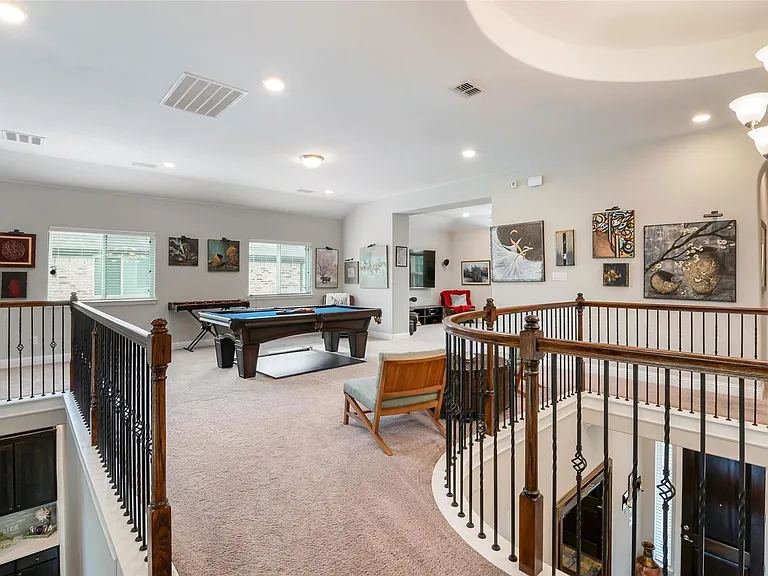 12818 Caterpillar Dr — Photo 22