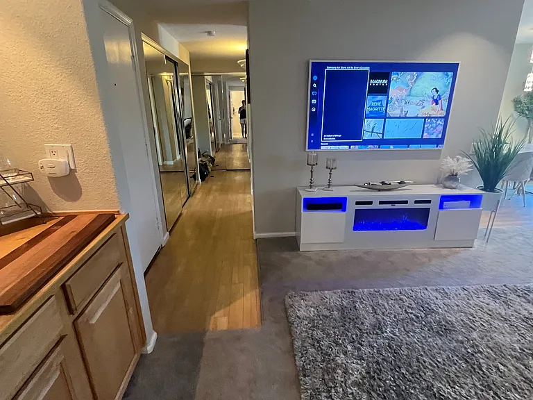 175 Sierra Dr #210 — Photo 2