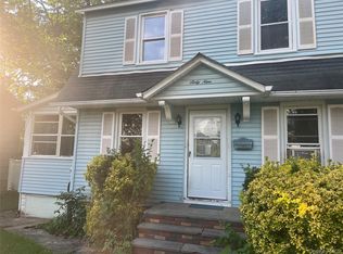69 Hunt Ave, Pearl River, NY 10965