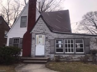 529 Willow Ave, Garwood, NJ 07027