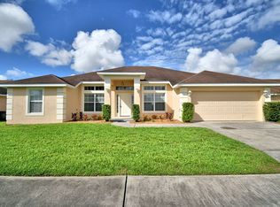 6888 Brompton Dr, Lakeland, FL 33809