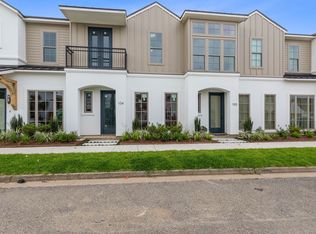 115 Gaunt Ln #804, Youngsville, LA 70592