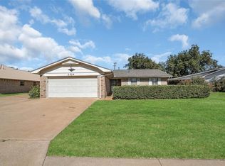 2524 N Robin St, Altus, OK 73521