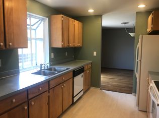 2718 57th Ave NE, Tacoma, WA 98422
