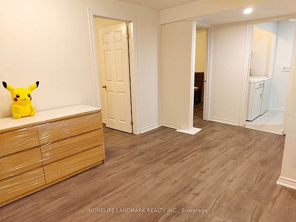 4th image of 2527 Kingsberry Cres