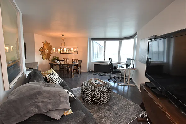 Rented by Luxury Habitat | media 19
