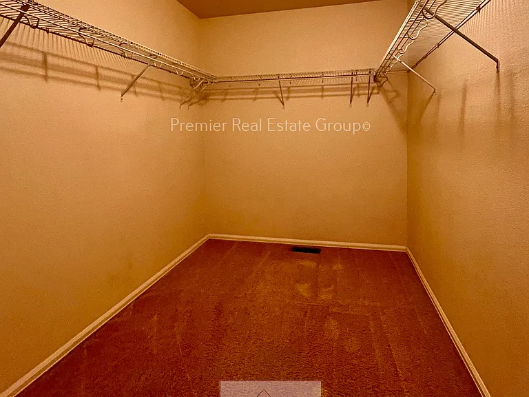 2179 Saint Claire Park Aly — Photo 10