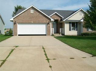 813 W Mills St, Winterset, IA 50273
