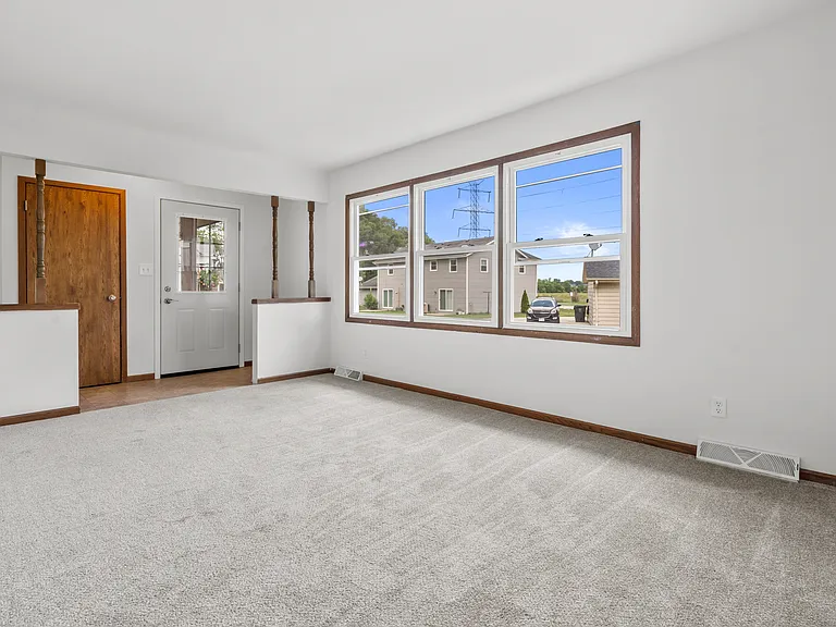 11208 W Forest Home Ave #11210 — Photo 10