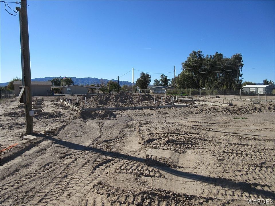2nd image of 10225 S Empire A Road