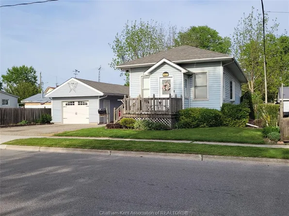 407 Albert St, Chatham Kent, ON N8A 1Y3