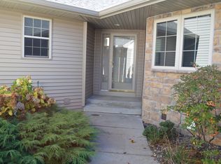 5567 129th Dr N, Hugo, MN 55038