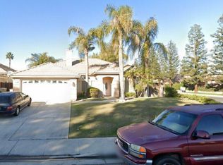 10900 Mirage Dr, Bakersfield, CA
