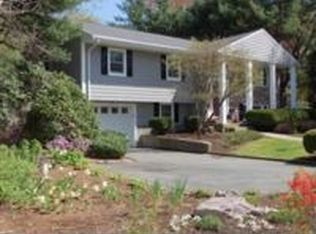 23 Michelle Ln, Randolph, MA 02368