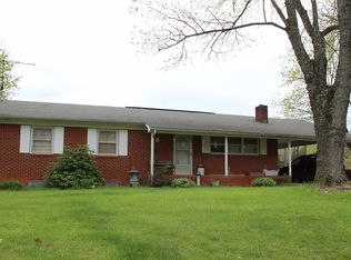 262 Carvell Rd, Rileyville, VA 22650