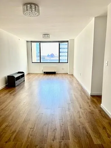 45 River Dr S #907 — Photo 2